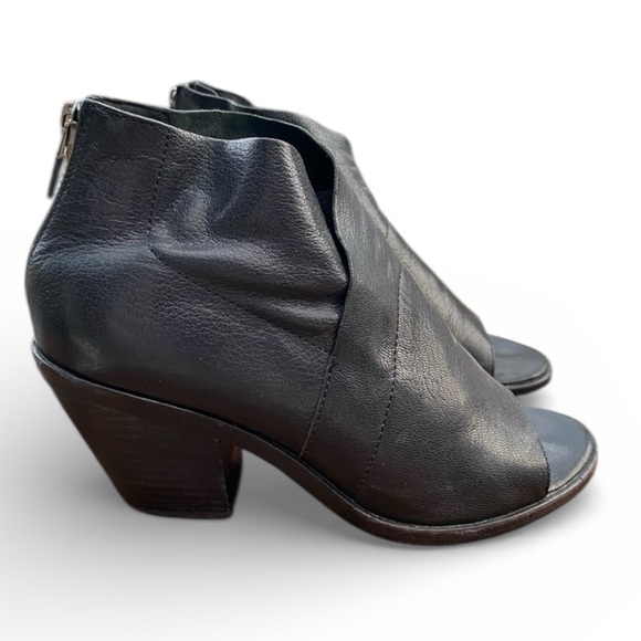 Eileen Fisher Leather Peep Toe Ankle Booties | Comfort Heel | Size 5 - Picture 1 of 7